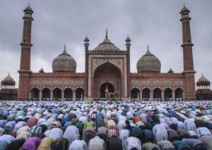 Namaj in Jama Masjid ndi24 1 1